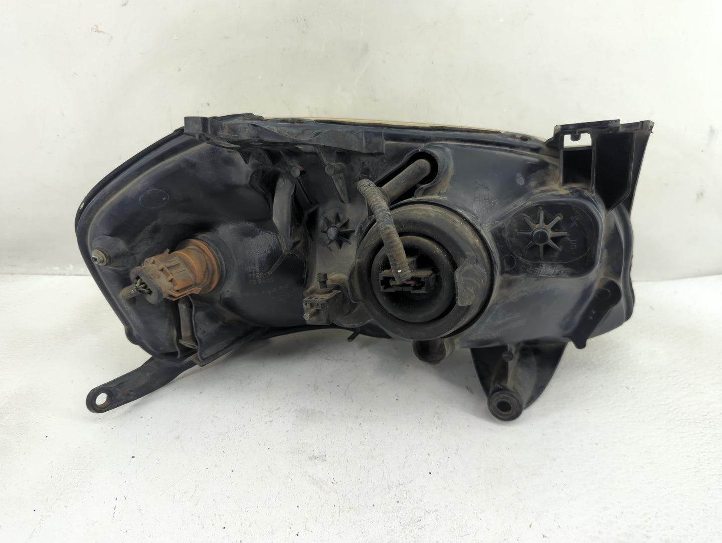 2001-2004 Mazda Tribute Driver Left Oem Head Light Headlight Lamp - Oemusedautoparts1.com