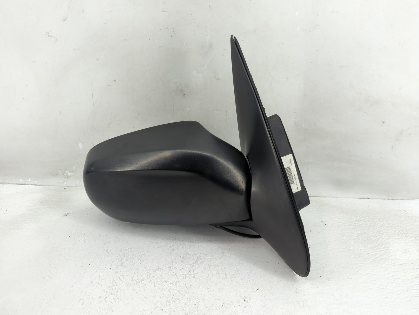 2001-2006 Mazda Tribute Passenger Side View Mirror - Right Door Mirror OEM Used - Oemusedautoparts1.com