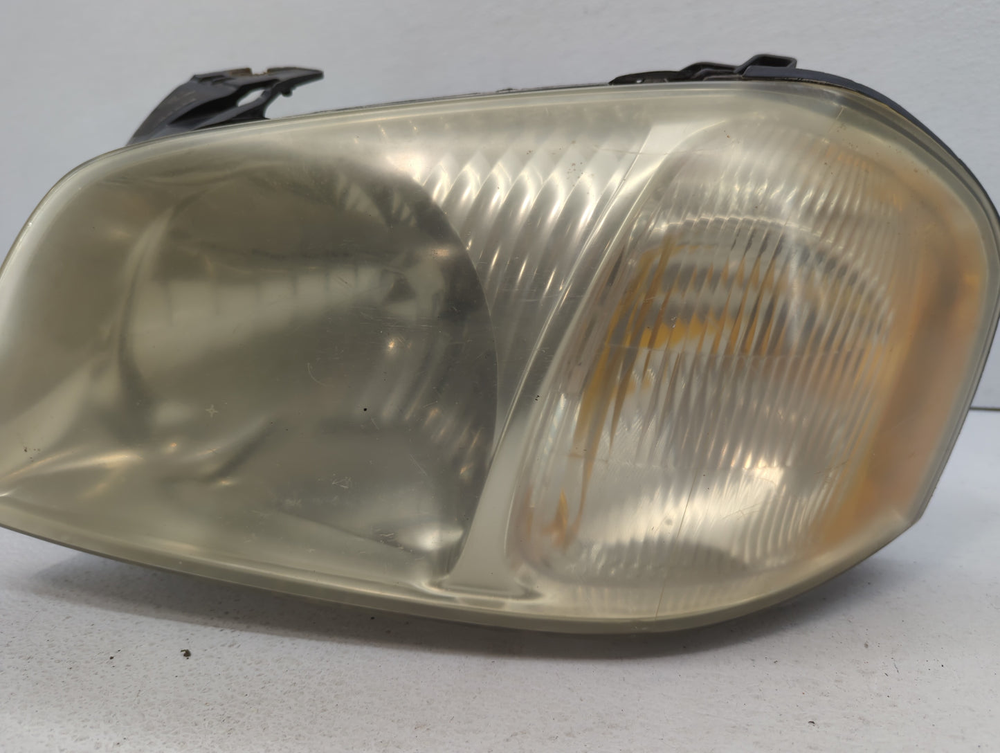 2001-2004 Mazda Tribute Driver Left Oem Head Light Headlight Lamp - Oemusedautoparts1.com