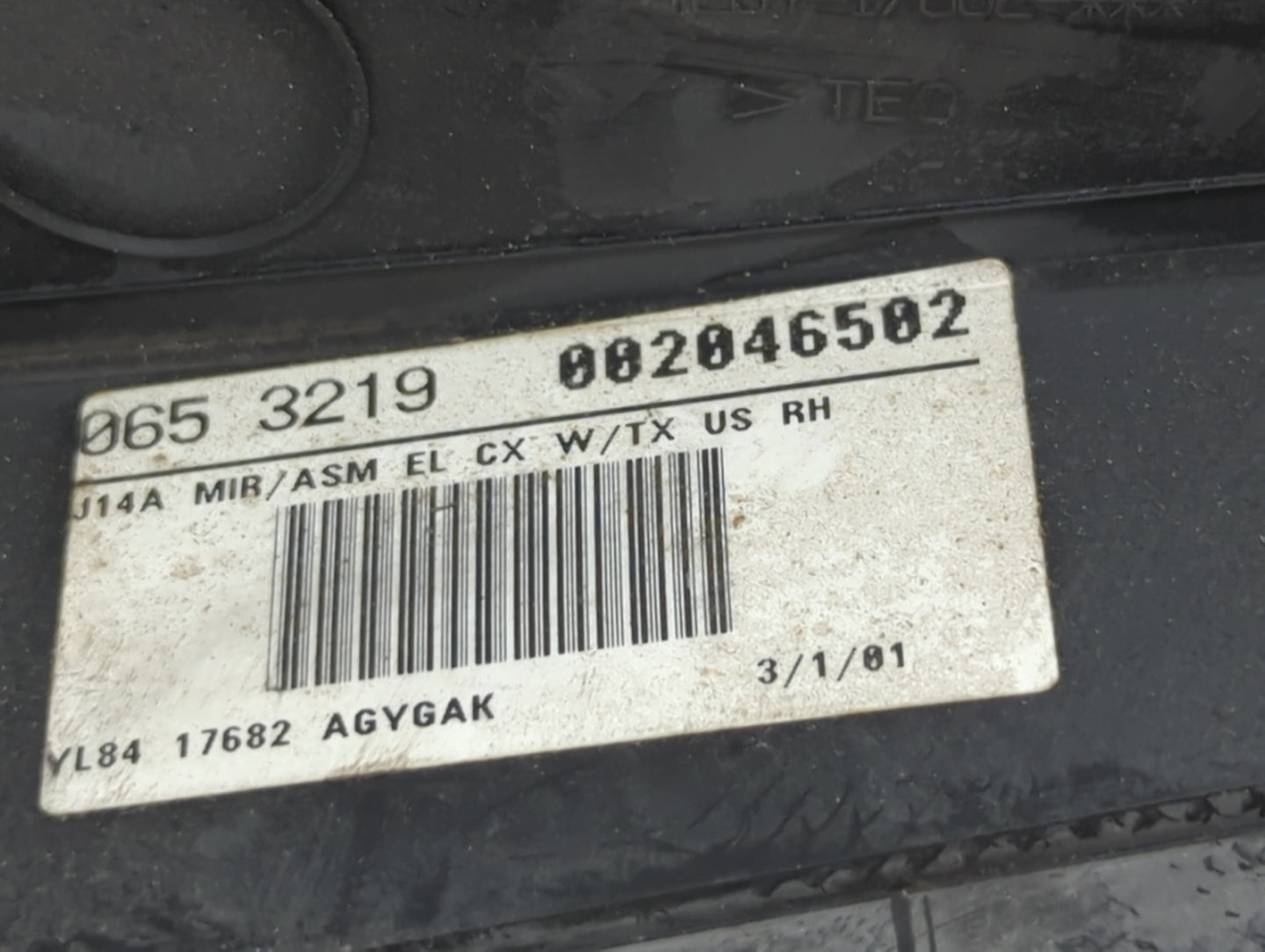 2001-2006 Mazda Tribute Side Mirror Replacement Passenger Right View Door Mirror P/N:YL84 17682 AGY Fits OEM Used Auto Parts