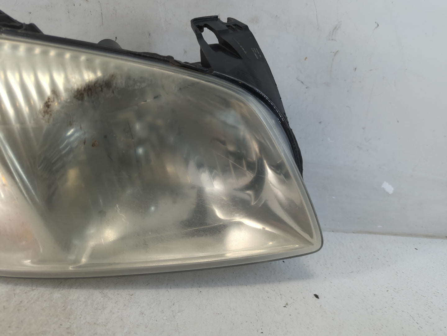 2001-2004 Mazda Tribute Passenger Right Oem Head Light Headlight Lamp - Oemusedautoparts1.com