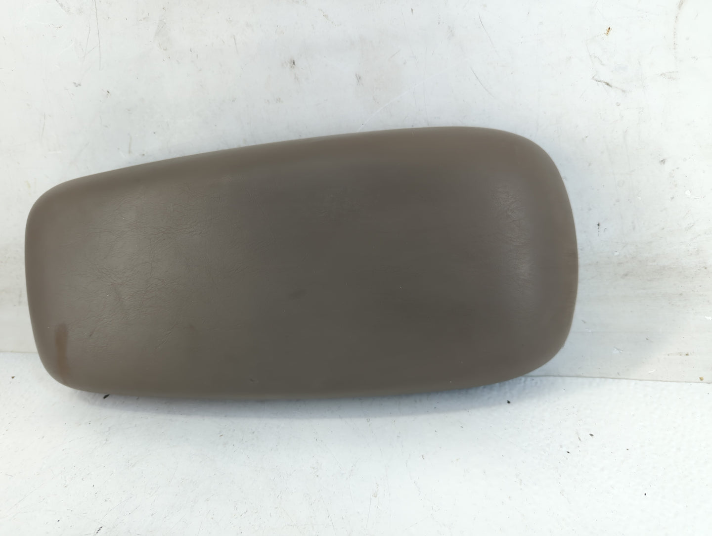 2001-2004 Mazda Tribute Center Console Armrest Cover Lid Fits Fits 2001 2002 2003 2004 OEM Used Auto Parts - Oemusedautopart