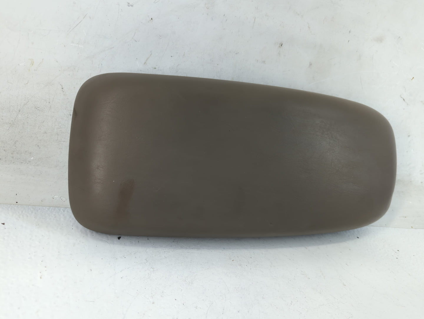 2001-2004 Mazda Tribute Center Console Armrest Cover Lid Fits Fits 2001 2002 2003 2004 OEM Used Auto Parts - Oemusedautopart