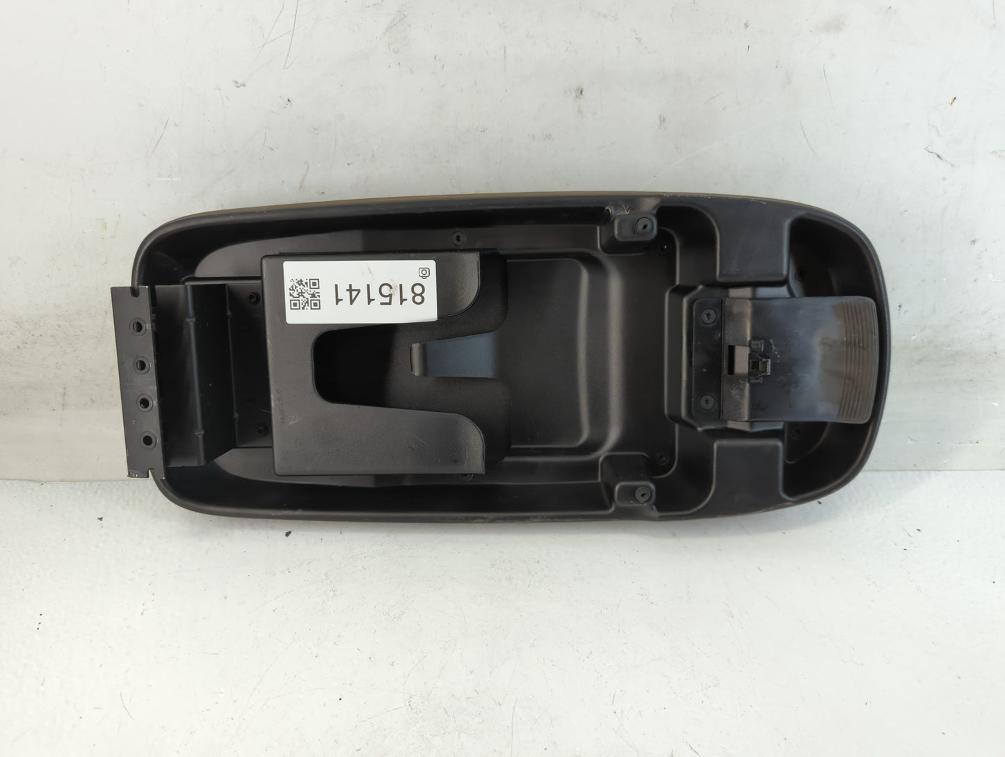 2001-2004 Mazda Tribute Center Console Armrest Cover Lid Fits Fits 2001 2002 2003 2004 OEM Used Auto Parts - Oemusedautopart