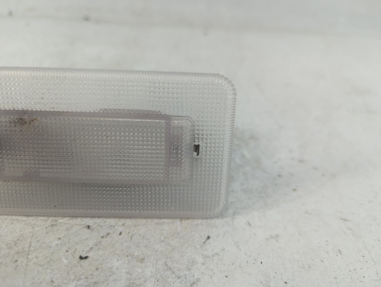 2001 Mazda Tribute Overhead Roof Console Interior Dome Light - Oemusedautoparts1.com
