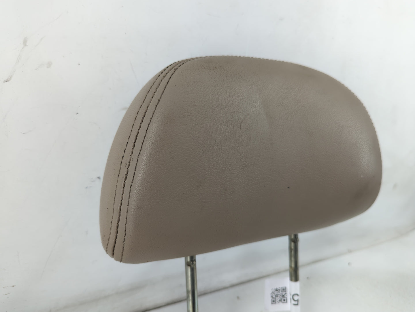 2001 Mazda Tribute Headrest Head Rest Rear Seat Fits OEM Used Auto Parts - Oemusedautoparts1.com