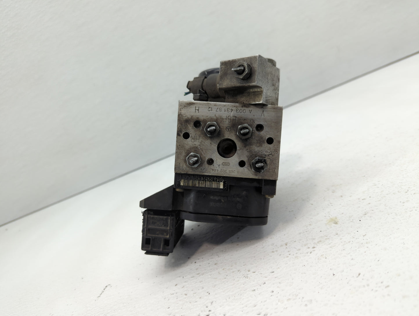 2001-2006 Mercedes-Benz Cl600 ABS Pump Control Module Replacement P/N:003 431 87 12 0044314612 Fits OEM Used Auto Parts - Oe