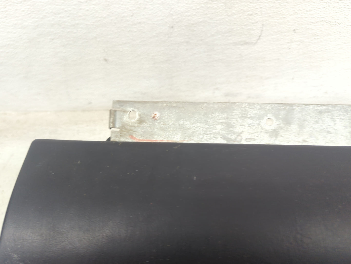 2001 Mercury Cougar Passenger Glove Box Door Storage Compartment Black - Oemusedautoparts1.com