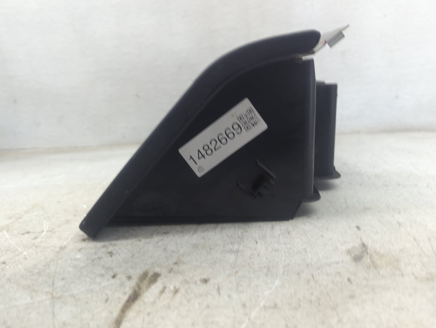 2001 Mercury Cougar Passenger Glove Box Door Storage Compartment Black - Oemusedautoparts1.com