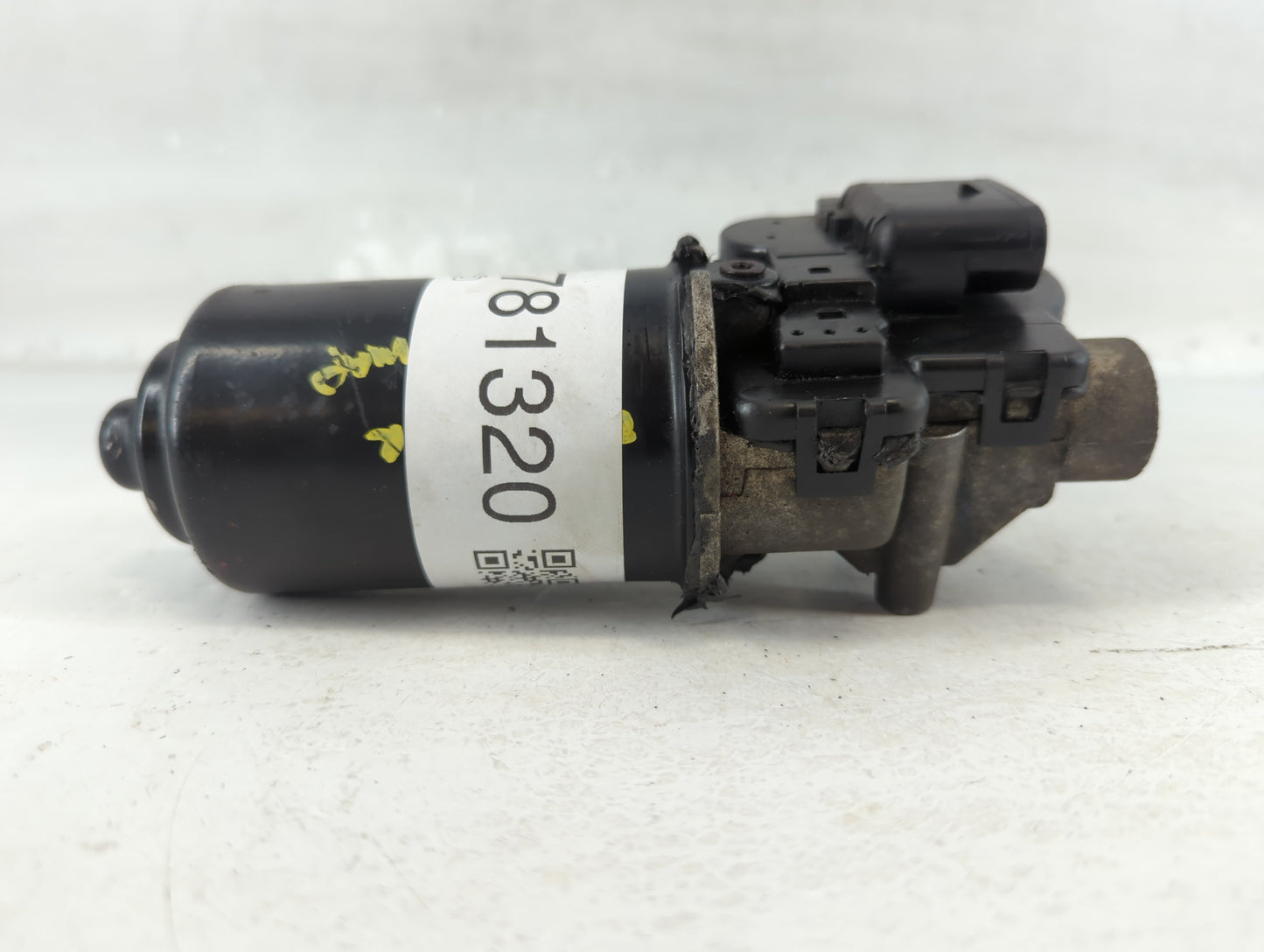 1999-2002 Mercury Cougar Front Windshield Wiper Motor P/N:8A016730SA Fits Fits 1999 2000 2001 2002 OEM Used Auto Parts - Oem