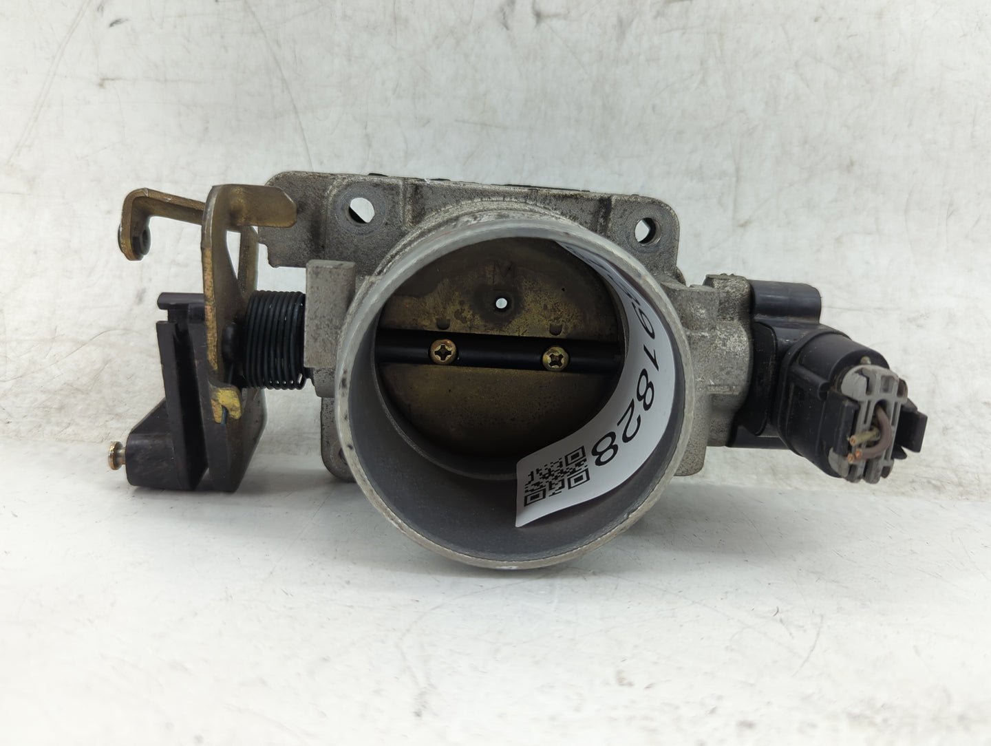 1998-2004 Mercury Grand Marquis Throttle Body P/N:F8ZU-AE Fits Fits 1998 1999 2000 2001 2002 2003 2004 OEM Used Auto Parts -