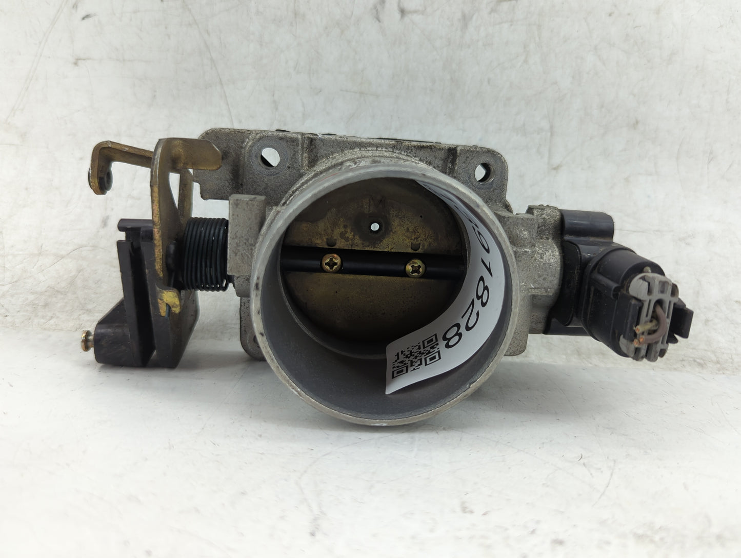 1998-2004 Mercury Grand Marquis Throttle Body P/N:F8ZU-AE Fits Fits 1998 1999 2000 2001 2002 2003 2004 OEM Used Auto Parts -