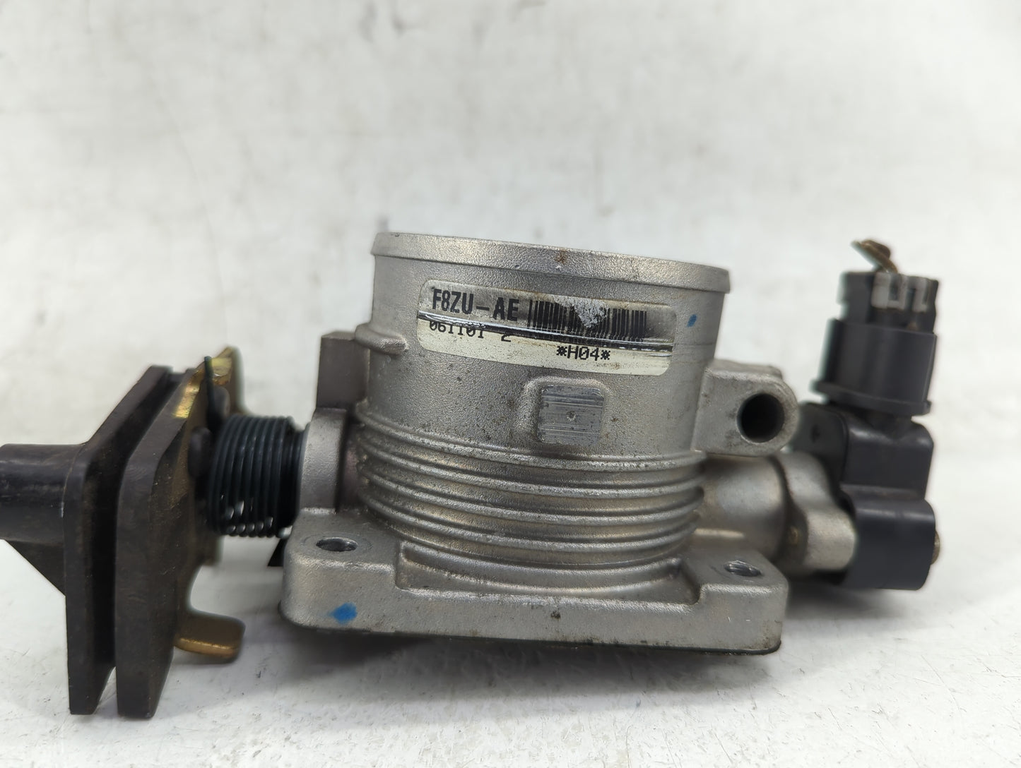 1998-2004 Mercury Grand Marquis Throttle Body P/N:F8ZU-AE Fits Fits 1998 1999 2000 2001 2002 2003 2004 OEM Used Auto Parts -
