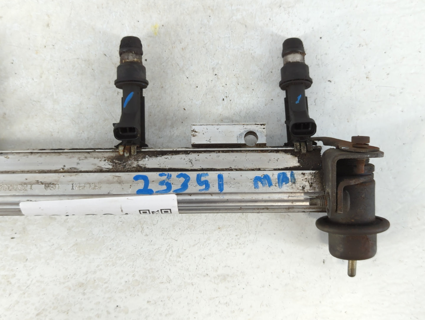 2001 Mercury Grand Marquis Fuel Injectors P/N:17200906 0021 2R Fits OEM Used Auto Parts - Oemusedautoparts1.com