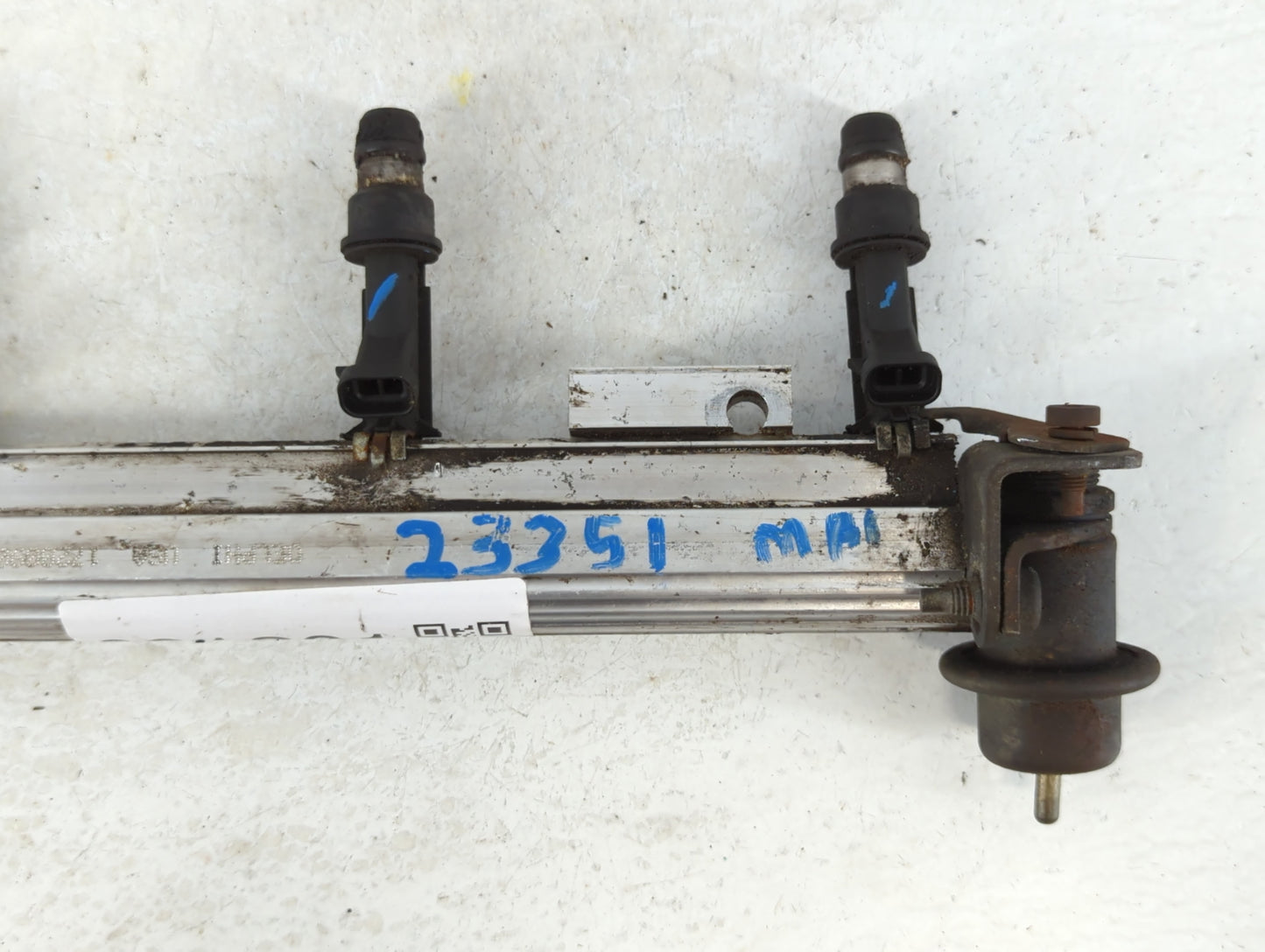 2001 Mercury Grand Marquis Fuel Injectors P/N:17200906 0021 2R Fits OEM Used Auto Parts - Oemusedautoparts1.com