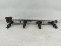 2001 Mercury Grand Marquis Fuel Injectors P/N:17200906 0021 2R Fits OEM Used Auto Parts - Oemusedautoparts1.com
