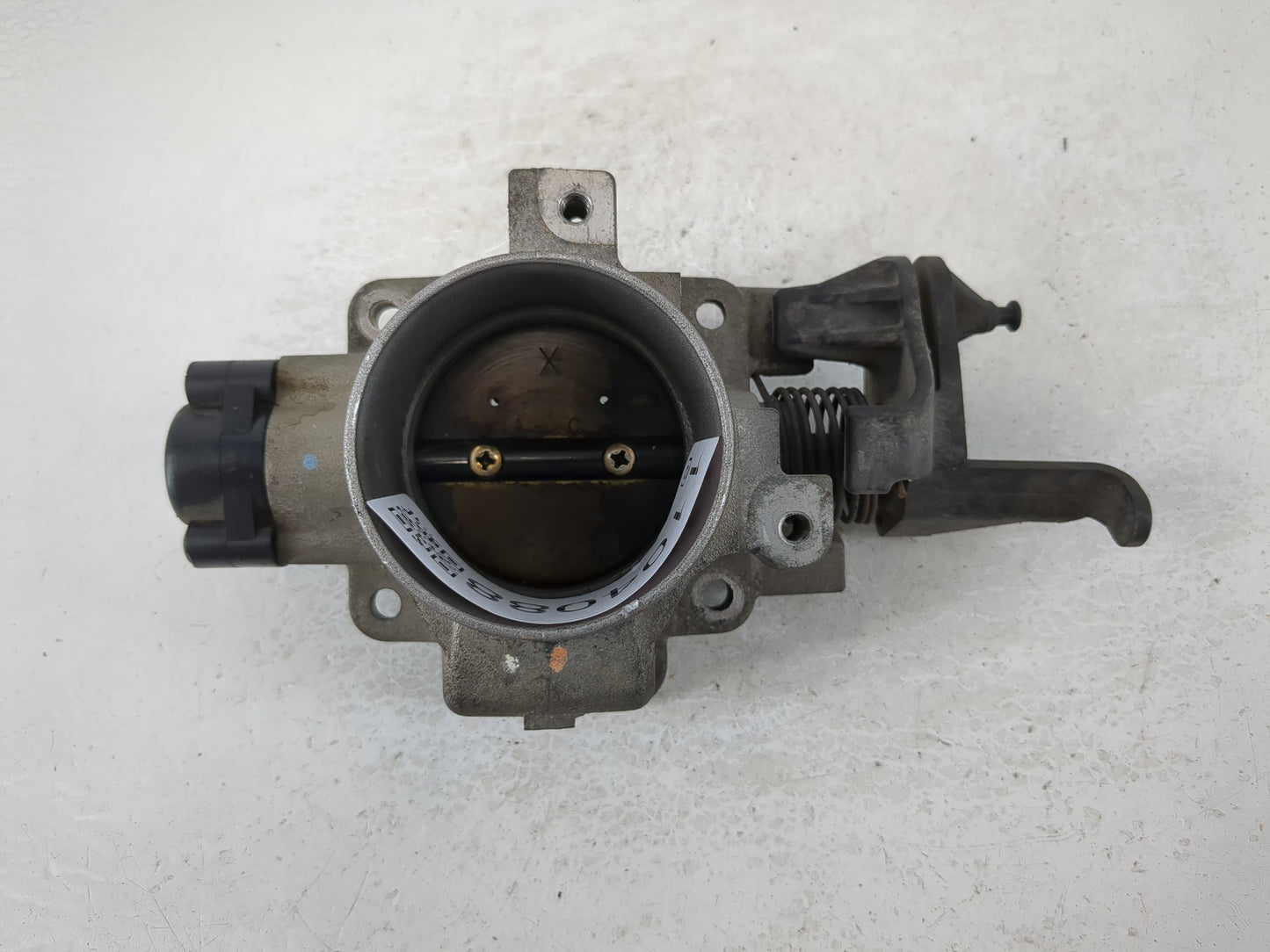 2000-2005 Mercury Sable Throttle Body P/N:FRRF 9B389 BA Fits Fits 2000 2001 2002 2003 2004 2005 2006 2007 OEM Used Auto Part