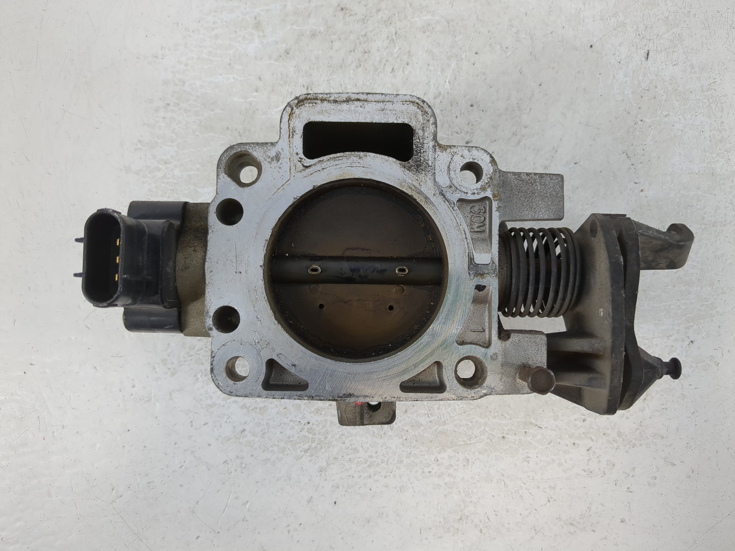 2000-2005 Mercury Sable Throttle Body P/N:FRRF 9B389 BA Fits Fits 2000 2001 2002 2003 2004 2005 2006 2007 OEM Used Auto Part