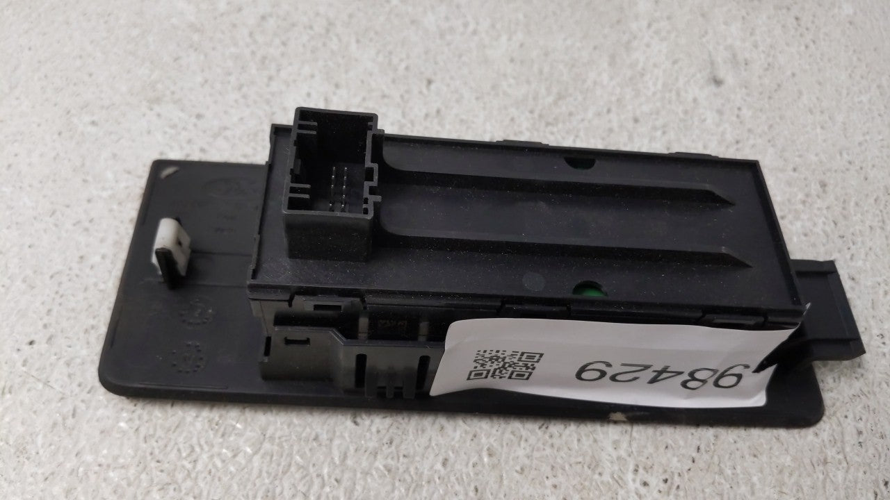 2000-2005 Mercury Sable Master Power Window Switch Replacement Driver Side Left P/N:1F1X-54218A83-AEW YF1T-14540-AE Fits OEM