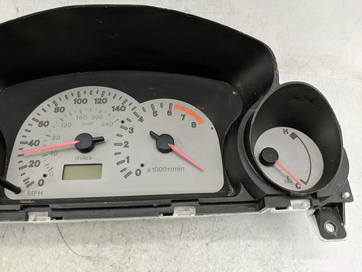 2000-2002 Mitsubishi Eclipse Instrument Cluster Speedometer Gauges Fits Fits 2000 2001 2002 OEM Used Auto Parts - Oemusedaut