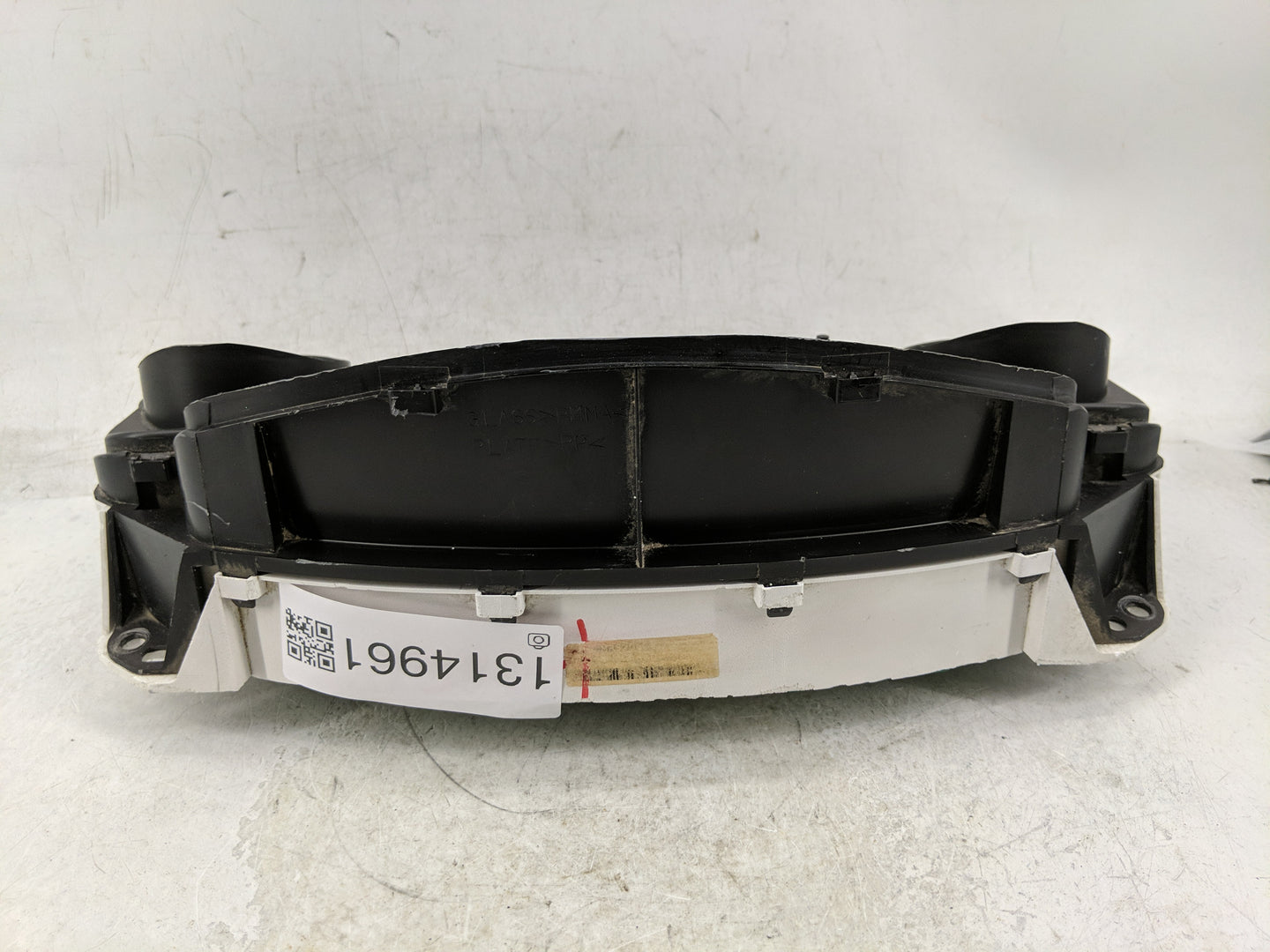 2000-2002 Mitsubishi Eclipse Instrument Cluster Speedometer Gauges Fits Fits 2000 2001 2002 OEM Used Auto Parts - Oemusedaut