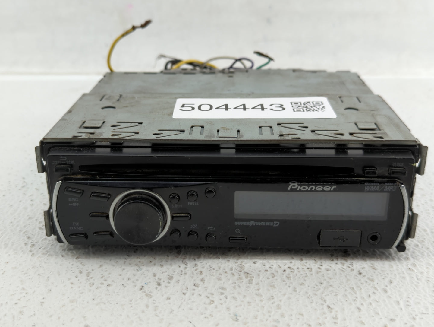 2001 Mitsubishi Eclipse Radio AM FM Cd Player Receiver Replacement P/N:DXT-2266UB Fits OEM Used Auto Parts - Oemusedautopart