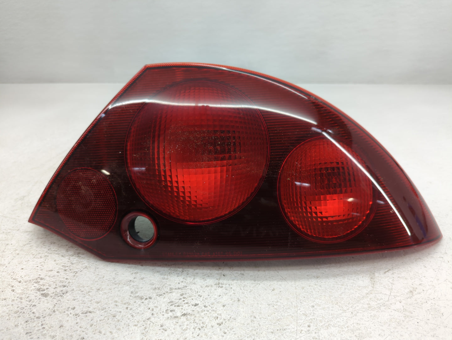 2001-2002 Mitsubishi Eclipse Tail Light Assembly Passenger Right OEM Fits Fits 2001 2002 OEM Used Auto Parts - Oemusedautopa