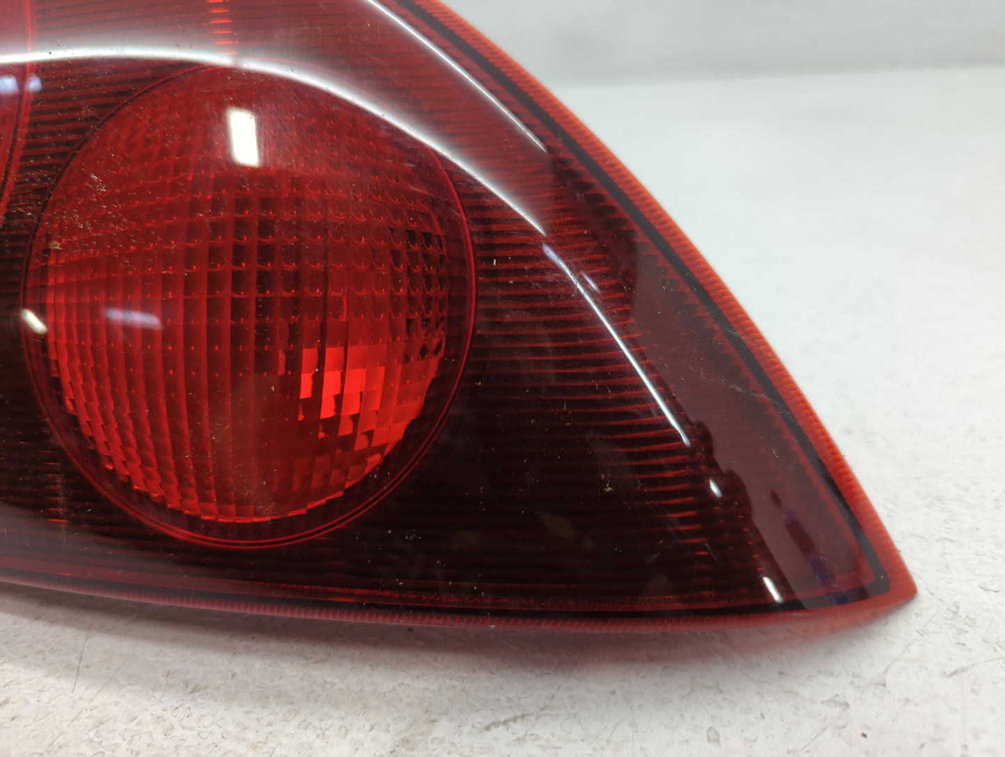 2001-2002 Mitsubishi Eclipse Tail Light Assembly Passenger Right OEM Fits Fits 2001 2002 OEM Used Auto Parts - Oemusedautopa