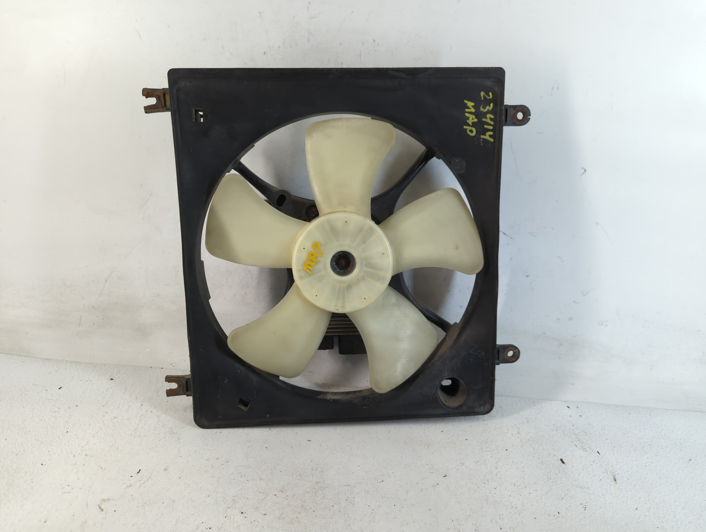 2000-2005 Mitsubishi Eclipse Left Radiator Fan Motor Assembly - Oemusedautoparts1.com