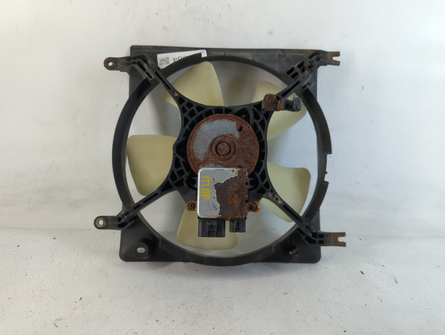 2000-2005 Mitsubishi Eclipse Left Radiator Fan Motor Assembly - Oemusedautoparts1.com