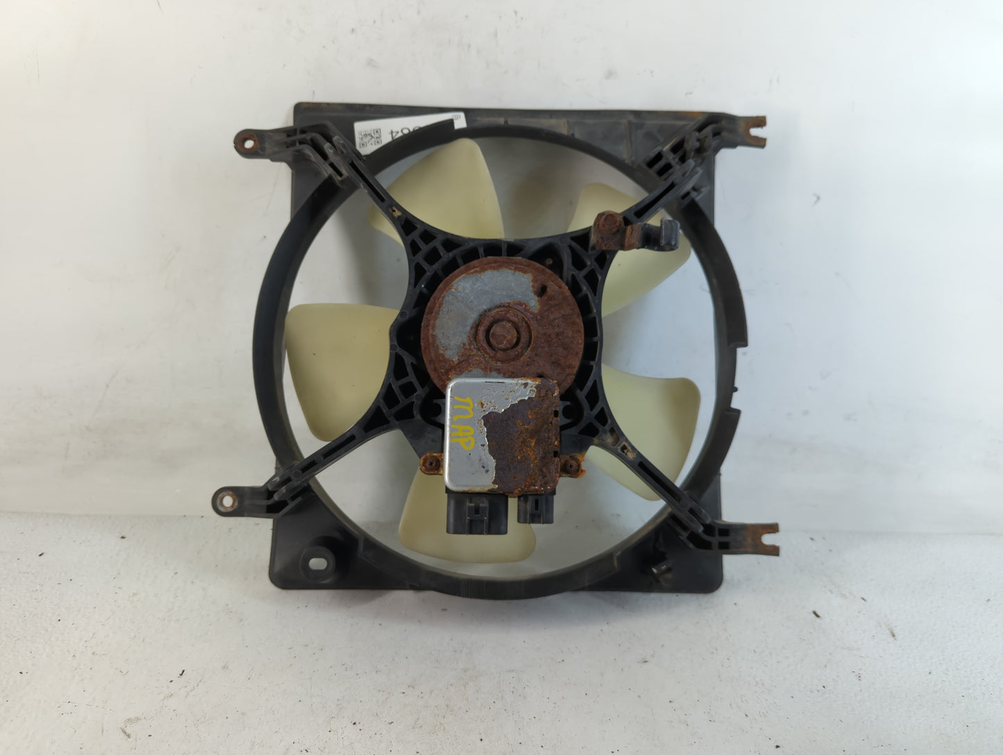 2000-2005 Mitsubishi Eclipse Left Radiator Fan Motor Assembly - Oemusedautoparts1.com