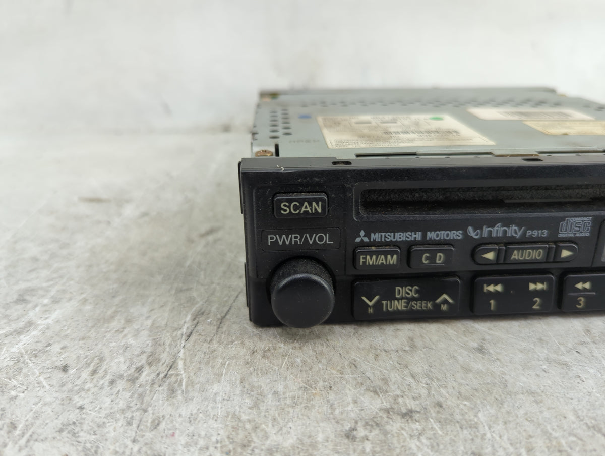 2001 Mitsubishi Galant Radio AM FM Cd Player Receiver Replacement P/N:P913 2-0000027905 Fits Fits 2000 OEM Used Auto Parts -