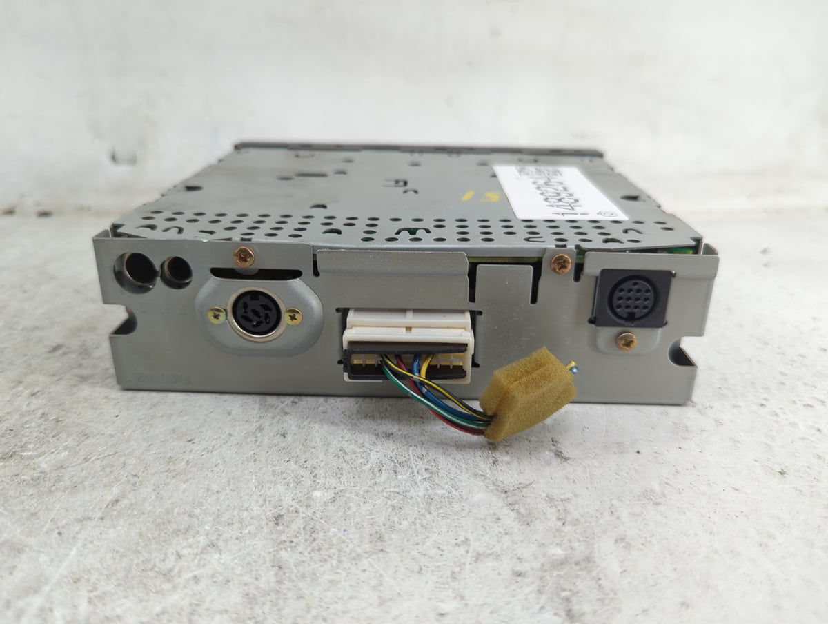 2001 Mitsubishi Galant Radio AM FM Cd Player Receiver Replacement P/N:P913 2-0000027905 Fits Fits 2000 OEM Used Auto Parts -