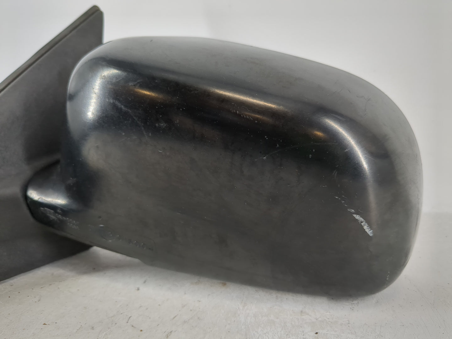 2000-2001 Mitsubishi Mirage Driver Side View Mirror - Left Door Mirror OEM Used - Oemusedautoparts1.com