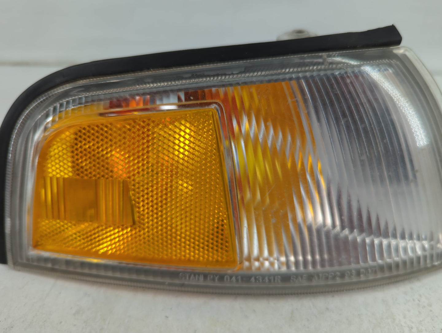 1997 Mitsubishi Mirage Passenger Right Oem Head Light Headlight Lamp - Oemusedautoparts1.com
