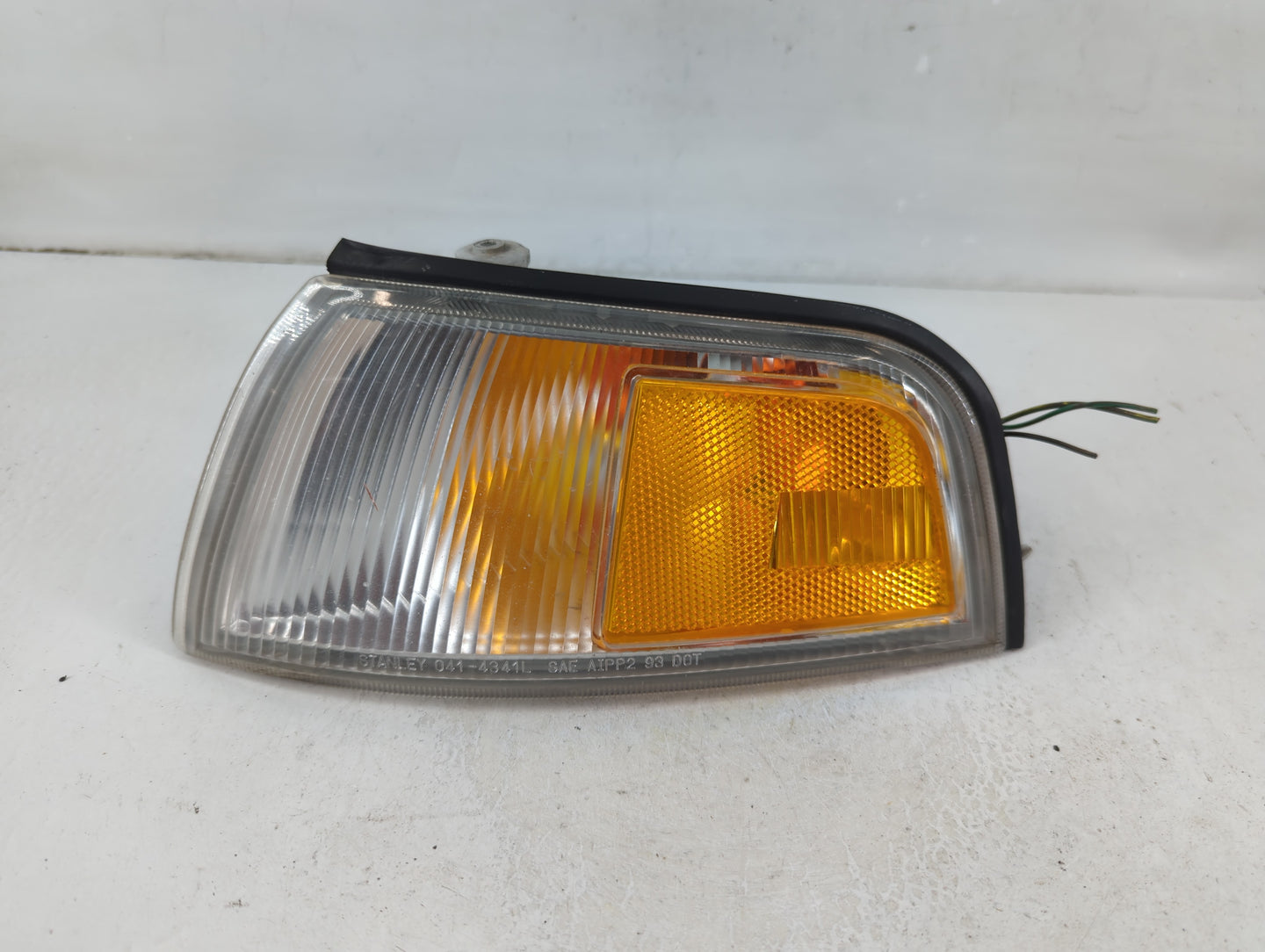 1997-2002 Mitsubishi Mirage Driver Left Oem Head Light Headlight Lamp - Oemusedautoparts1.com