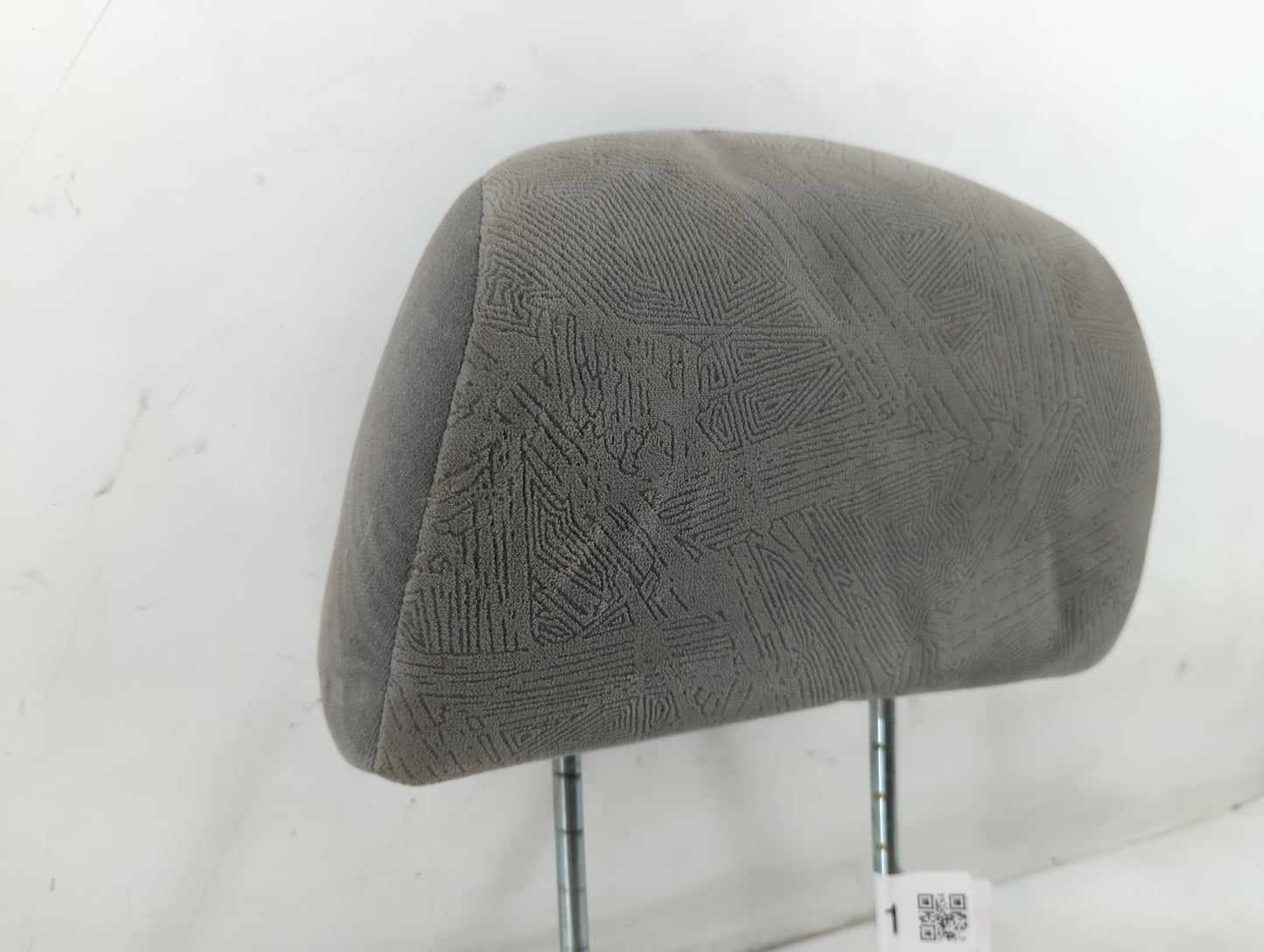 2001 Mitsubishi Montero Headrest Head Rest Front Driver Passenger Seat Fits OEM Used Auto Parts - Oemusedautoparts1.com