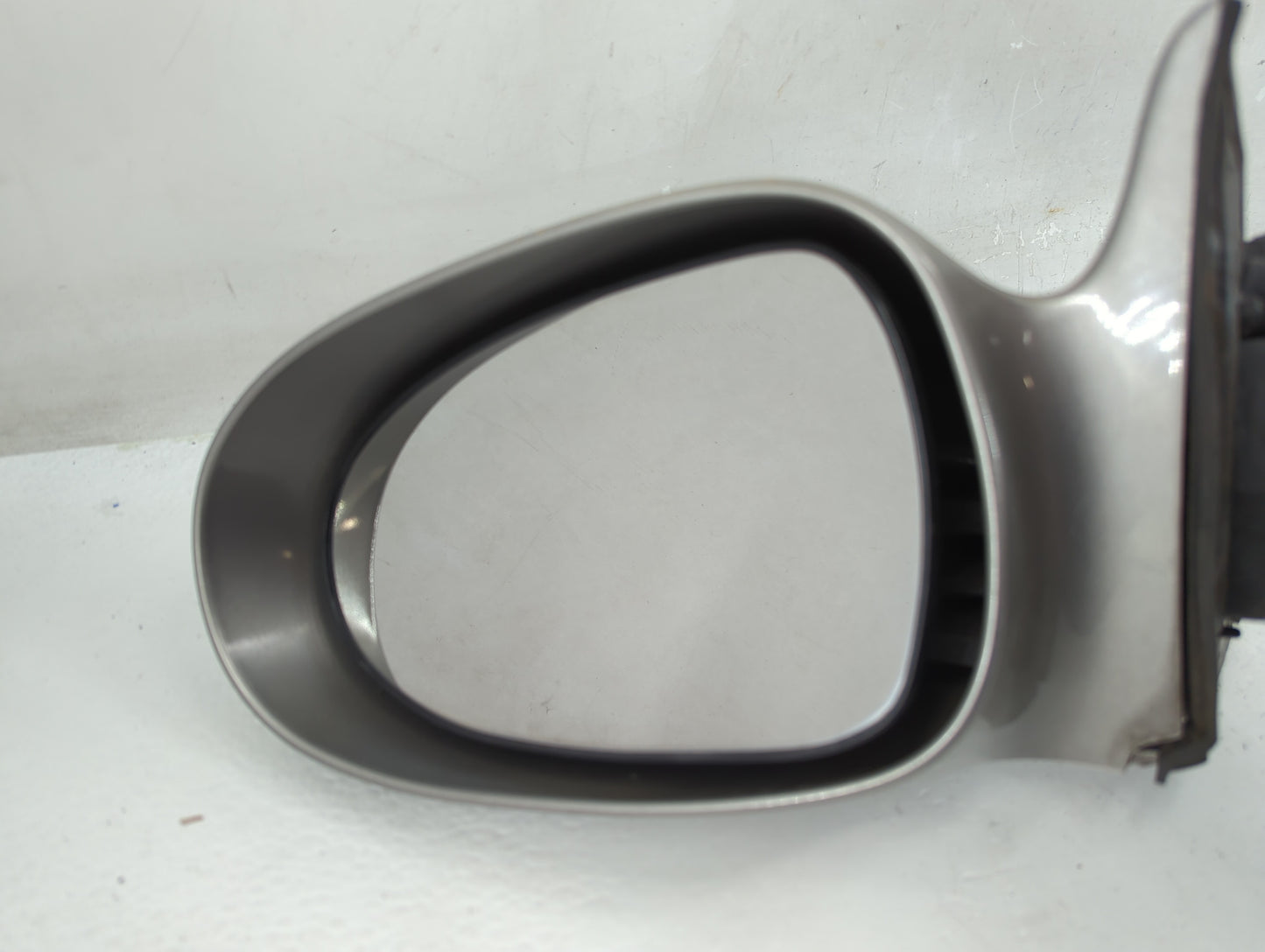 2000-2001 Nissan Altima Side Mirror Replacement Driver Left View Door Mirror Fits Fits 2000 2001 OEM Used Auto Parts - Oemus