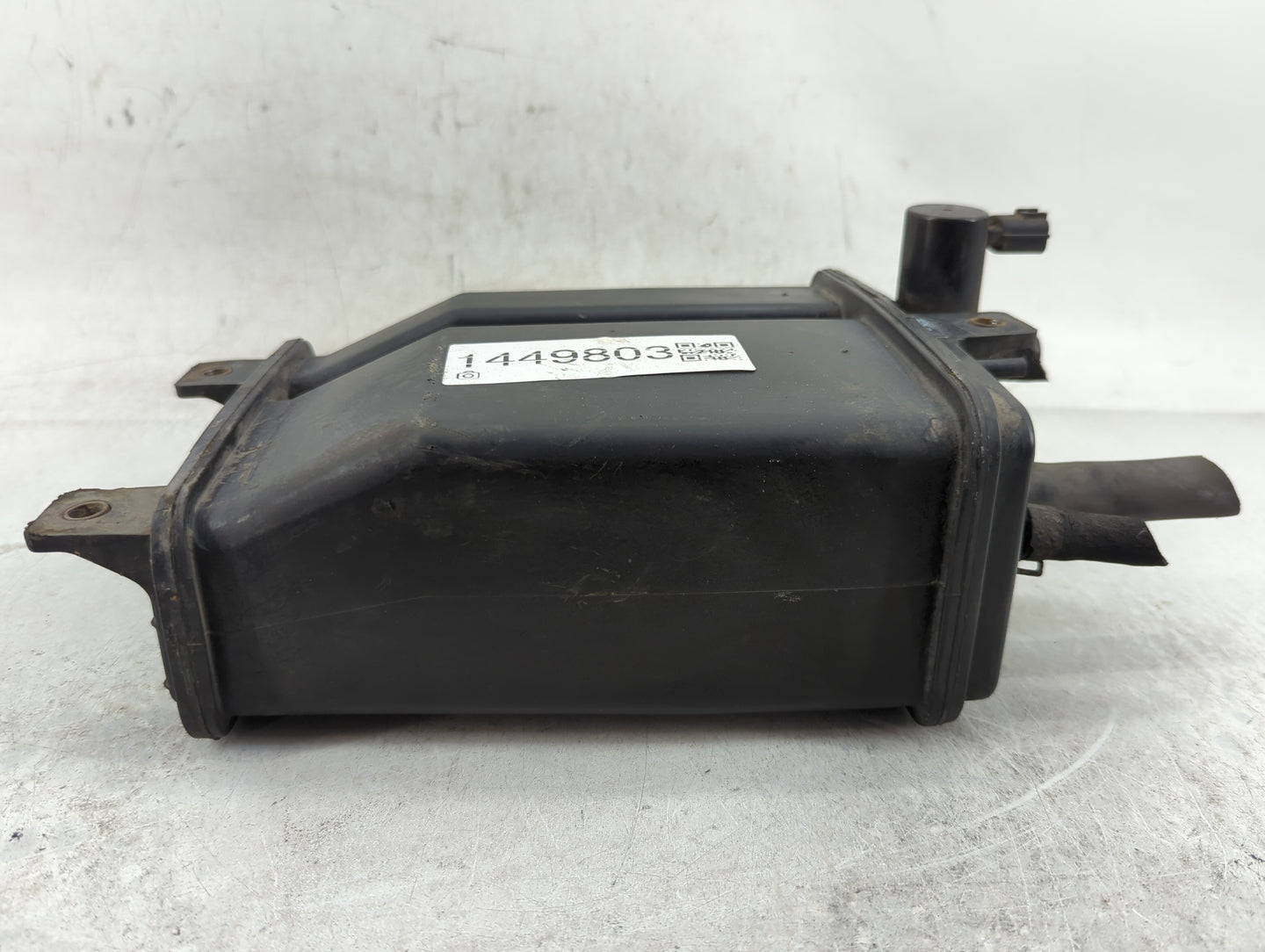 2001 Nissan Altima Fuel Vapor Charcoal Canister - Oemusedautoparts1.com