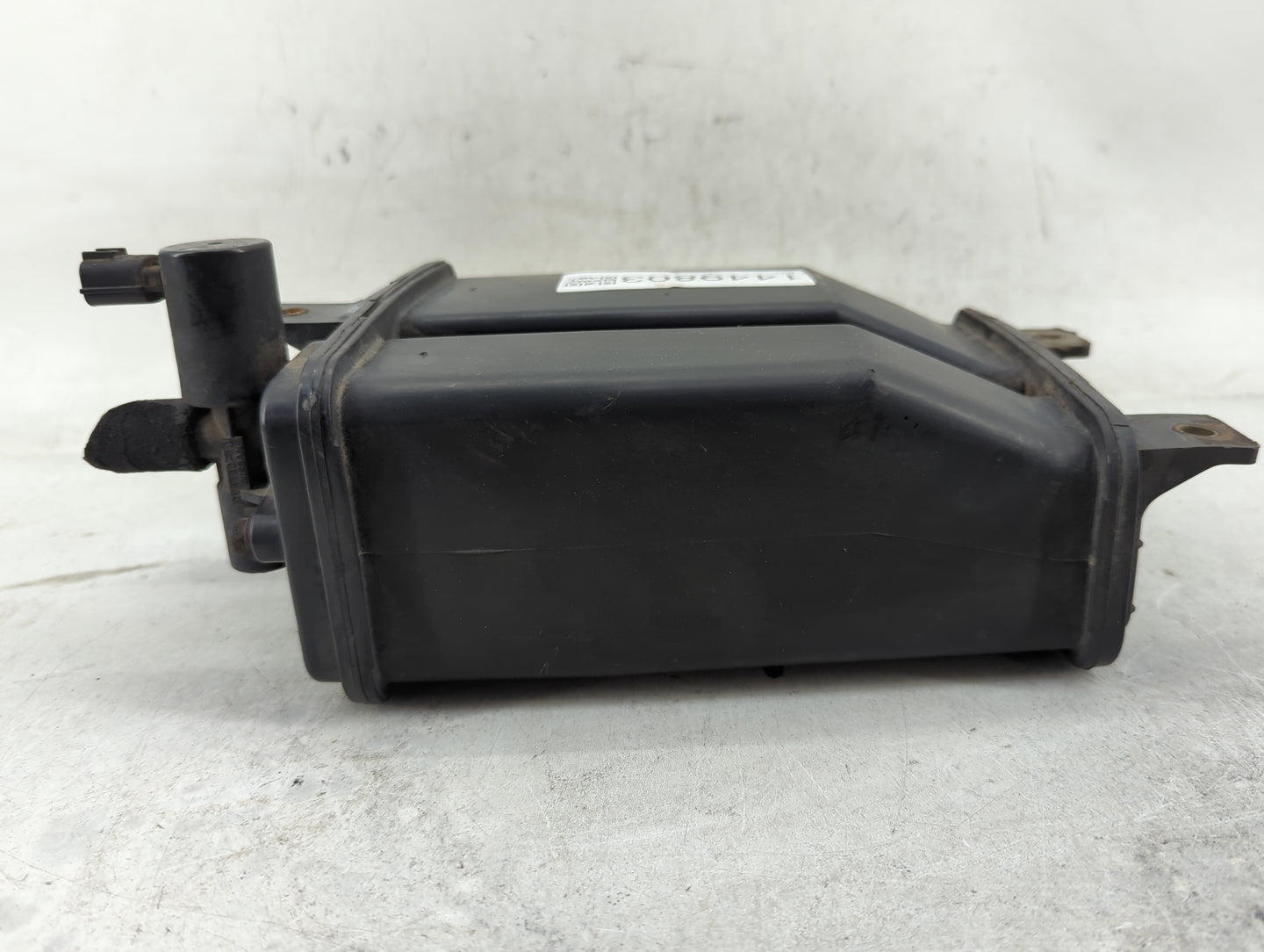 2001 Nissan Altima Fuel Vapor Charcoal Canister - Oemusedautoparts1.com