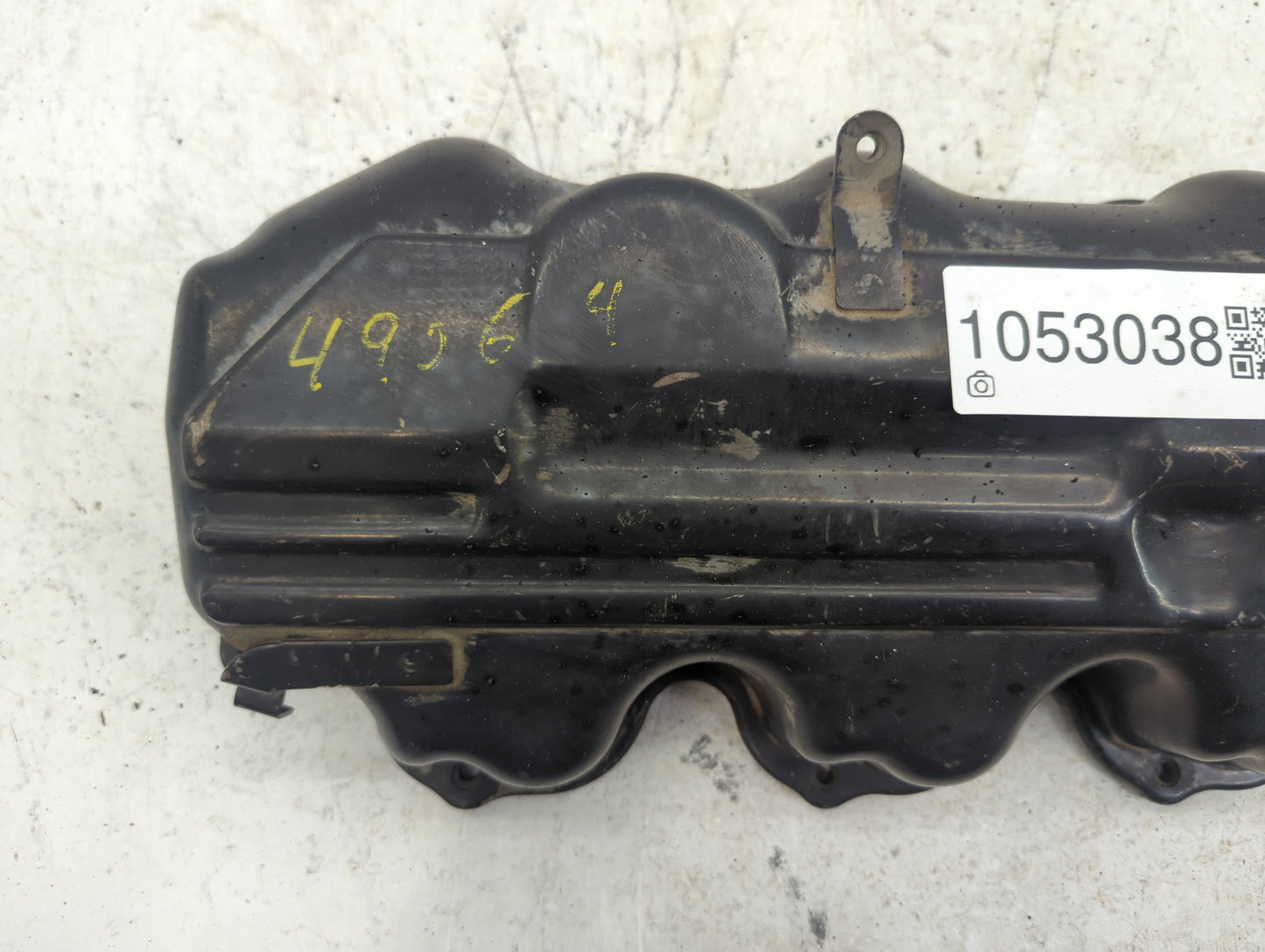 2001 Nissan Frontier Passenger Right Cylinder Head Valve Cover Fits OEM Used Auto Parts - Oemusedautoparts1.com