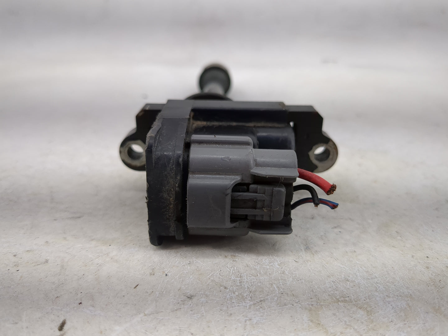 2001 Nissan Maxima Ignition Coil Igniter Pack - Oemusedautoparts1.com