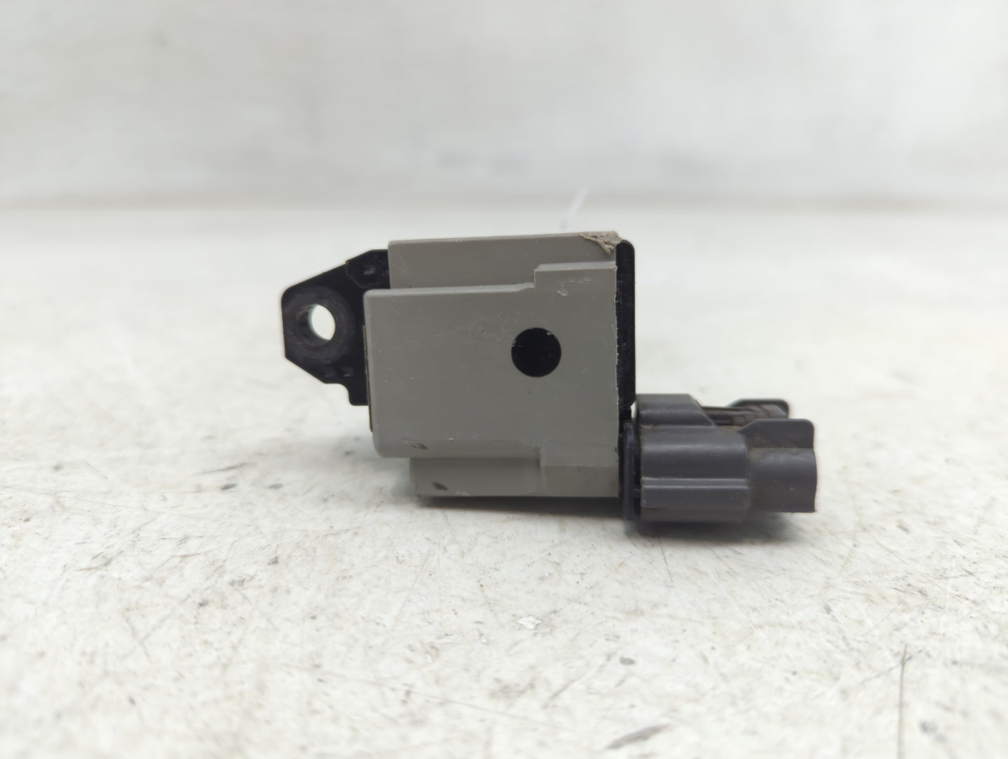 2001-2001 Nissan Pathfinder Ignition Coil Igniter Pack - Oemusedautoparts1.com