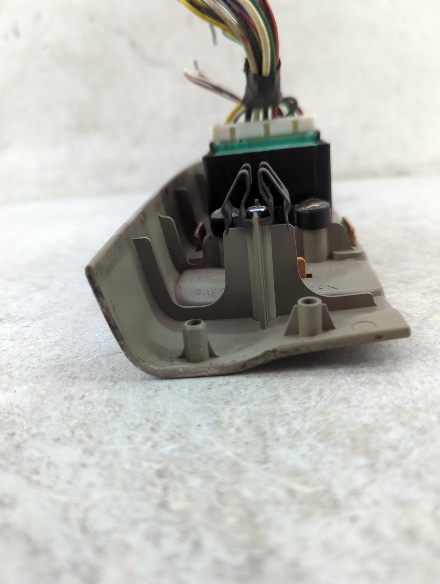 2001 Nissan Pathfinder Master Power Window Switch Replacement Driver Side Left P/N:809613W700 Fits OEM Used Auto Parts - Oem