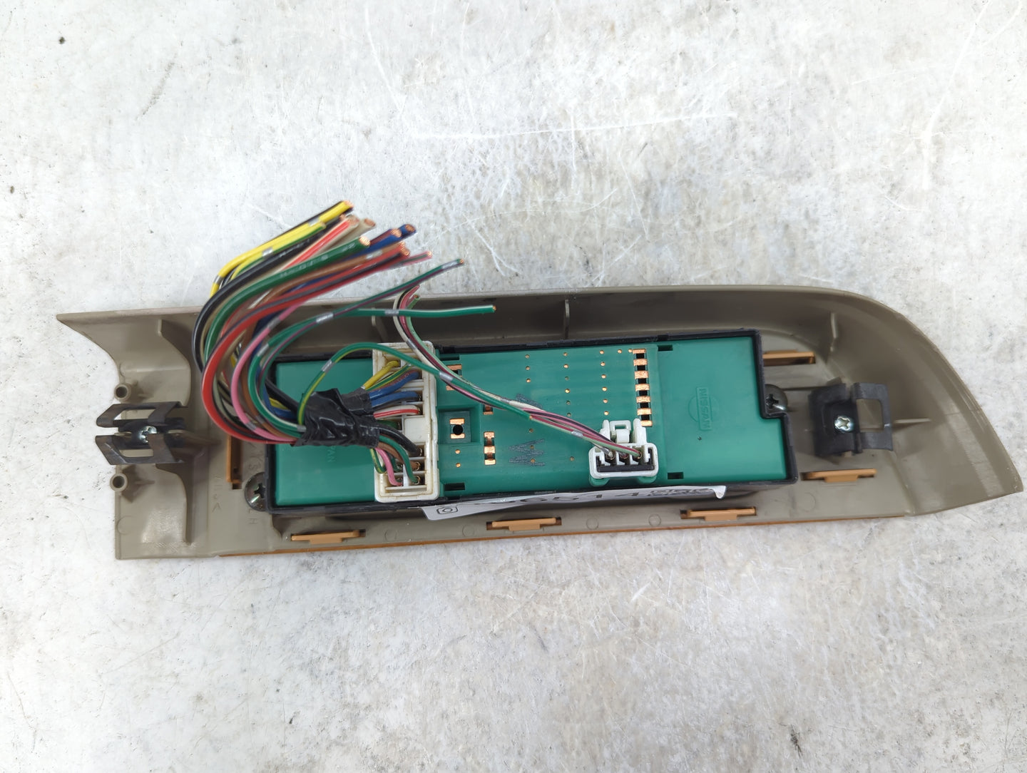2001 Nissan Pathfinder Master Power Window Switch Replacement Driver Side Left P/N:809613W700 Fits OEM Used Auto Parts - Oem