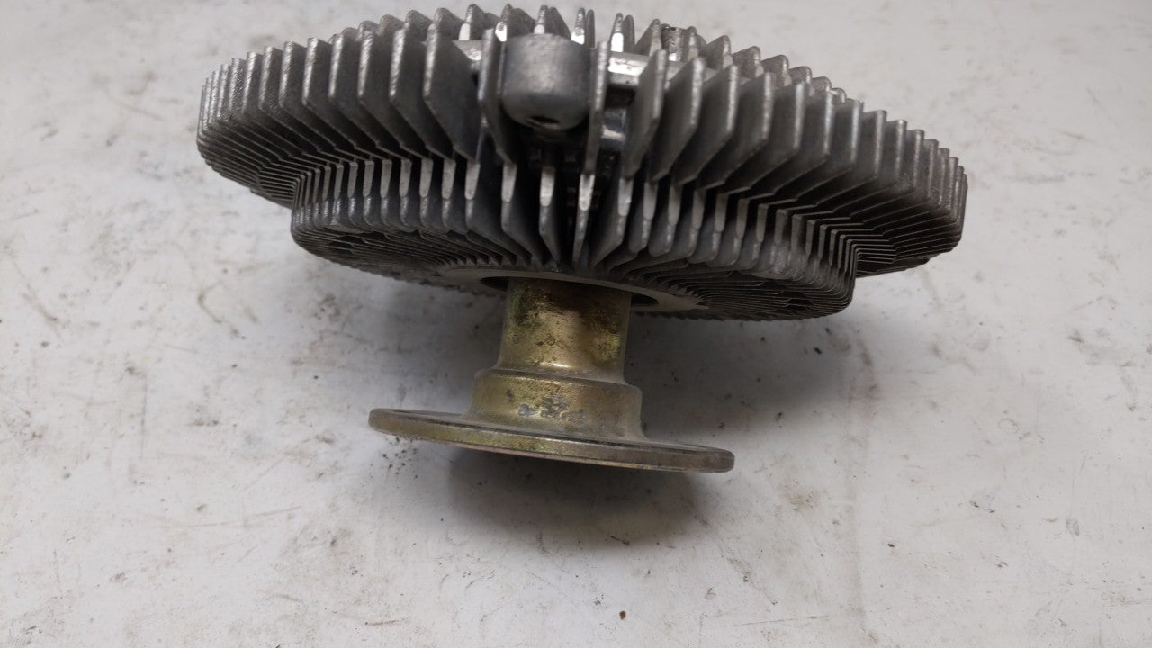 2001 Nissan Xterra Radiator Cooling Fan Clutch - Oemusedautoparts1.com