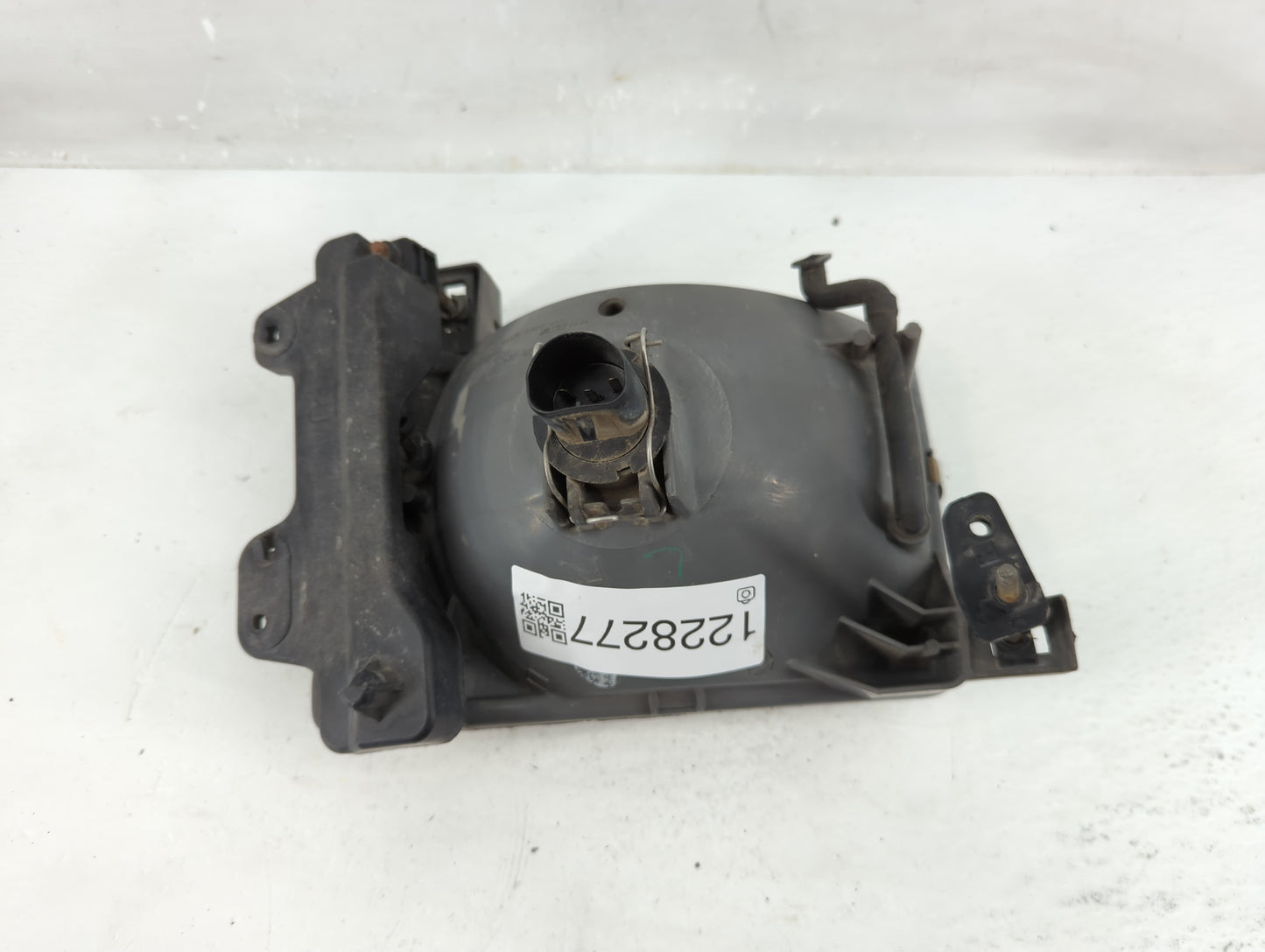 2000-2001 Nissan Xterra Passenger Right Oem Head Light Headlight Lamp - Oemusedautoparts1.com