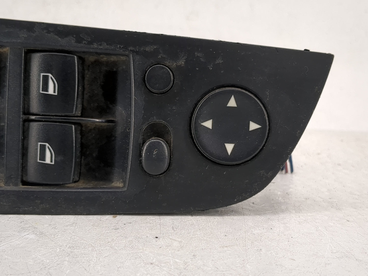 2000-2004 Nissan Xterra Master Power Window Switch Replacement Driver Side Left P/N:9132135-02 Fits OEM Used Auto Parts - Oe