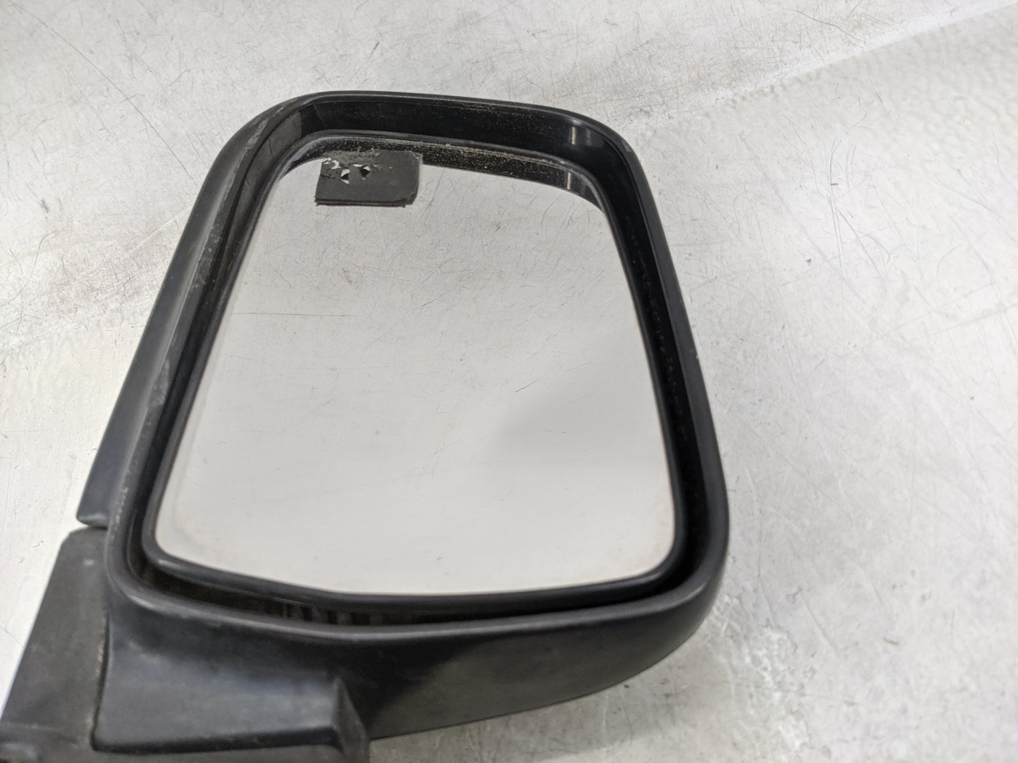 2000-2004 Nissan Xterra Driver Side View Mirror - Left Door Mirror OEM Used - Oemusedautoparts1.com