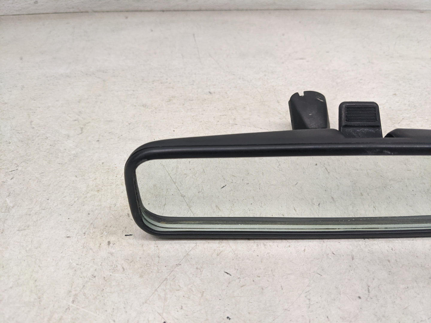 2001 Nissan Xterra Interior Rear View Mirror Replacement OEM P/N:011010 0 E1 02 010100 Fits OEM Used Auto Parts - Oemusedaut